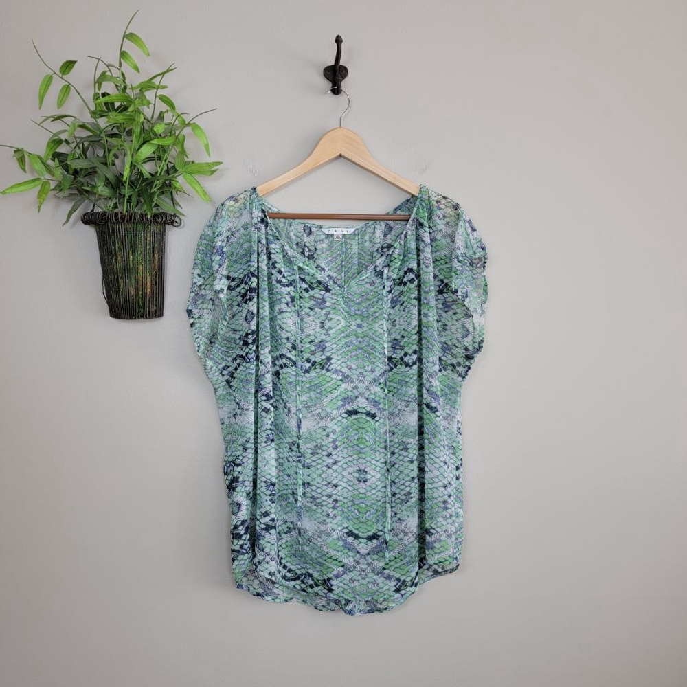 Cabi #746 Sheer Darby Snake Print Cap Sleeve V Neck Blouse Top Beachy Shirt L - Picture 1 of 10